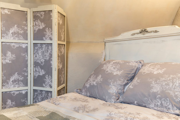 Shabby-chic Style  by Chris Snook
