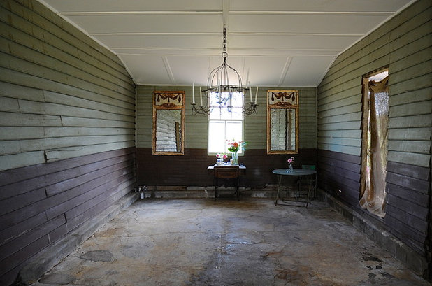 Shabby-chic Style  by Luci.D Interiors