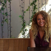 9de3e278042dcd89 9163 w173 h173 b0 p0  oliviakwardatuivaga