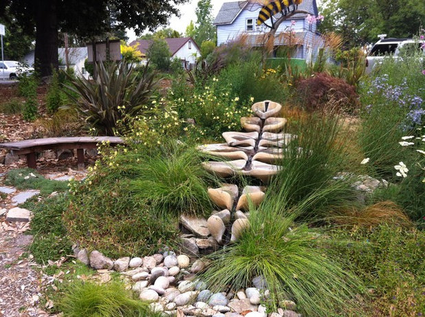 Contemporary Landscape by Bohemian Stoneworks