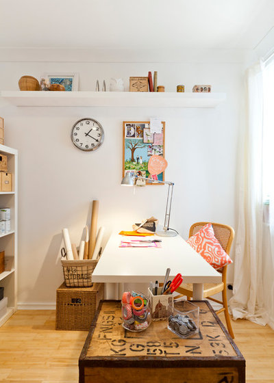 Eclectic Home Office & Library by House Nerd