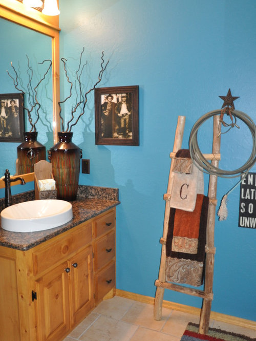 Rustic Bathroom Design Ideas, Renovations & Photos with Blue Walls