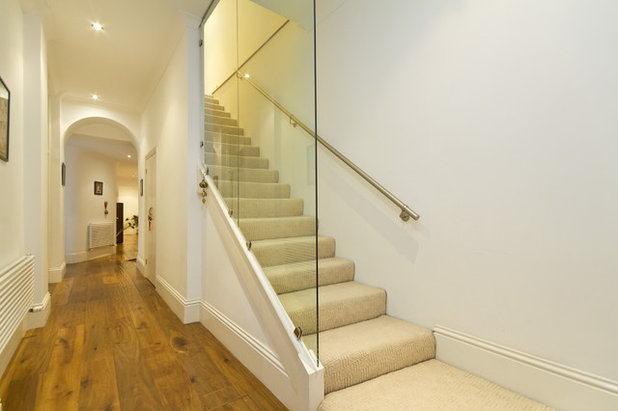 Contemporary Staircase by Chris Snook