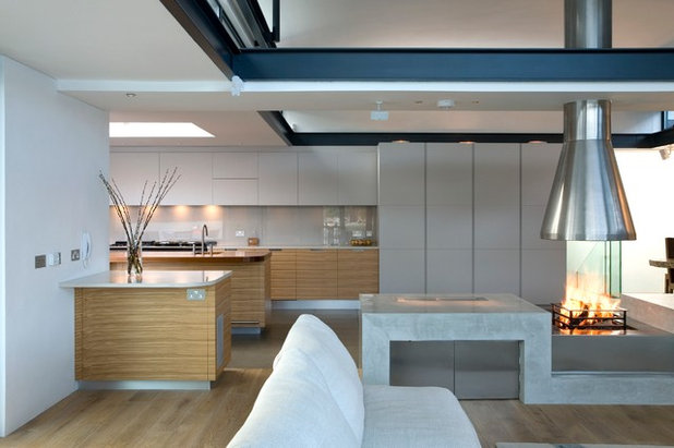 Contemporary Living Room by Artichoke