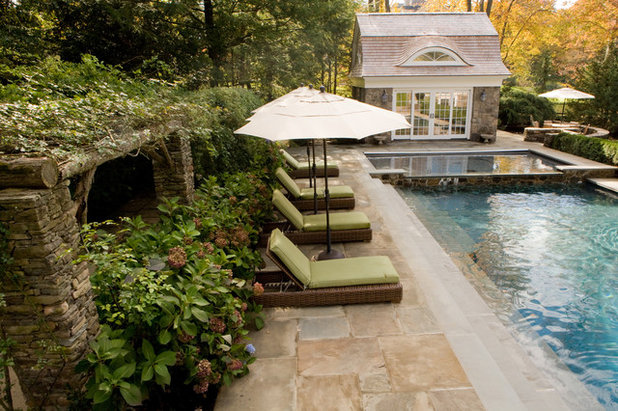 Traditional Pool by Conte & Conte, LLC
