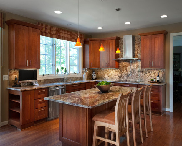 Traditional Kitchen by Granite Connection, LLC