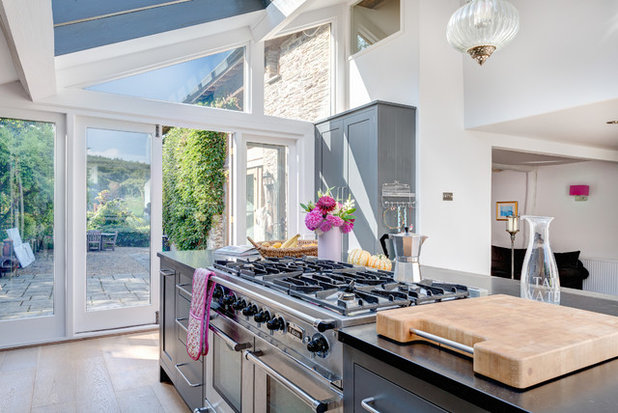 Contemporary Kitchen by Colin Cadle Photography