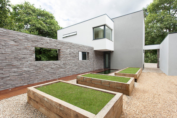 Contemporary Exterior by AR Design Studio Ltd