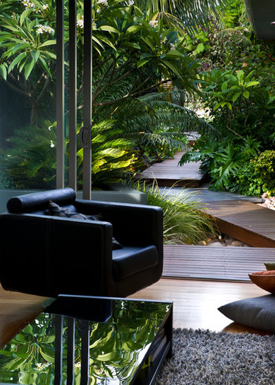 Contemporary Patio by Cultivart Landscape Design