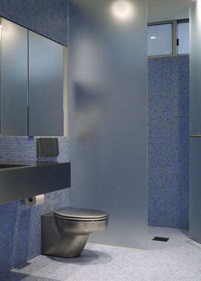 Contemporary Bathroom by Matarozzi Pelsinger Builders