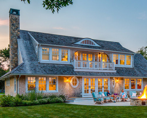 Beach Style Exterior Design Ideas, Remodels & Photos