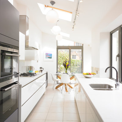 Contemporary Kitchen by Cream & Black Indoor Design