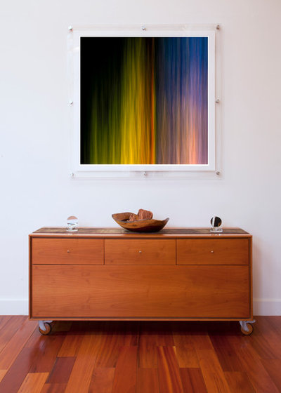 Contemporary  by Margot Hartford Photography