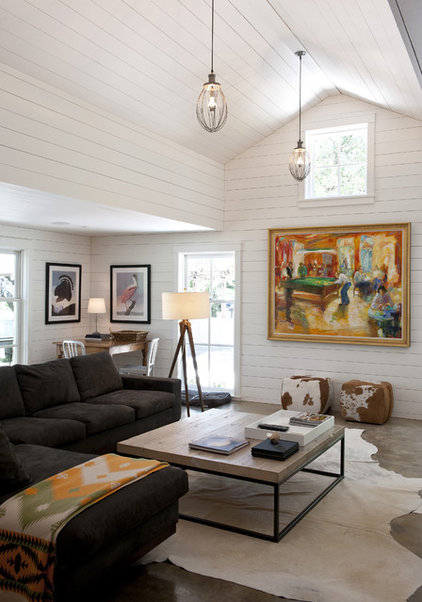 Contemporary Living Room by Jobe Corral Architects
