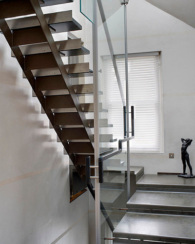 Small eclectic metal floating open staircase idea in London Eclectic Staircase Geelong Eclectic Staircase Geelong Small eclectic metal floating open staircase idea in London