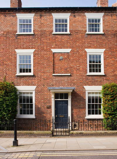 Traditional Exterior by Carnill and Company Limited