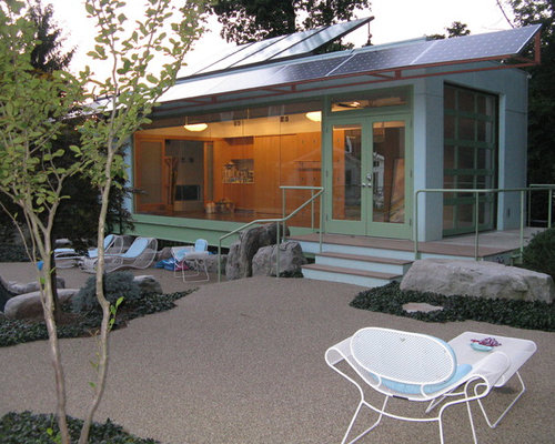 Modern One-story Exterior Design Ideas, Renovations &amp; Photos