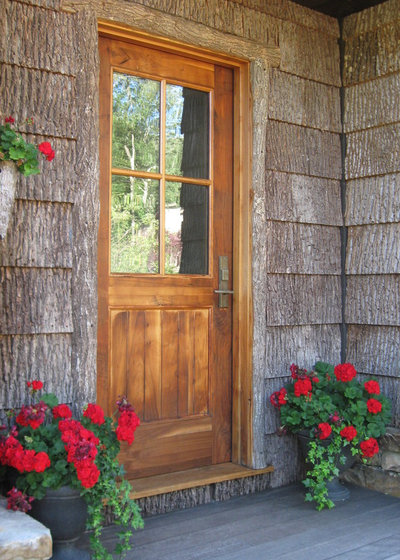 Rustic Entry by Christopher Kellie Design Inc.