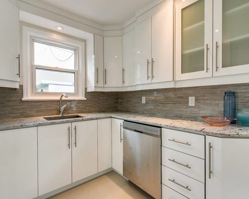 Small Enclosed Kitchen Design Ideas, Renovations & Photos