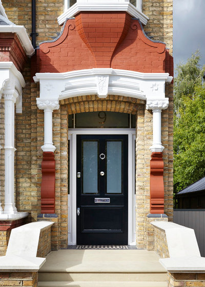 Victorian Entrance by Dyer Grimes Architecture