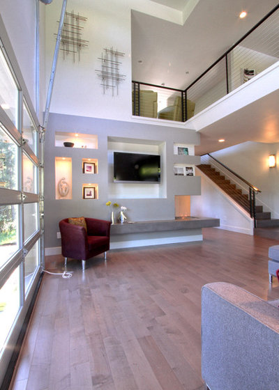 Modern Family Room by Jordan Iverson Signature Homes