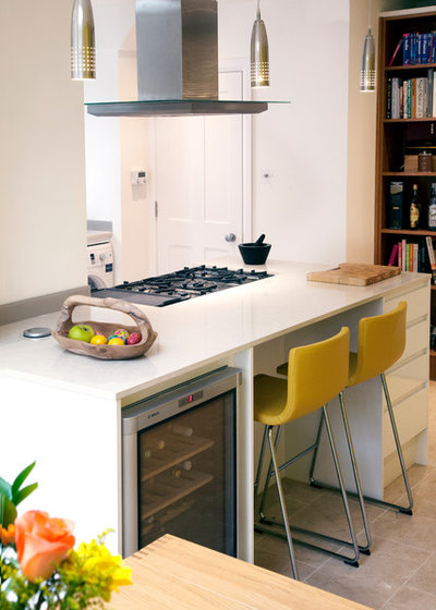 Contemporary Kitchen by Nathmain Designs Ltd
