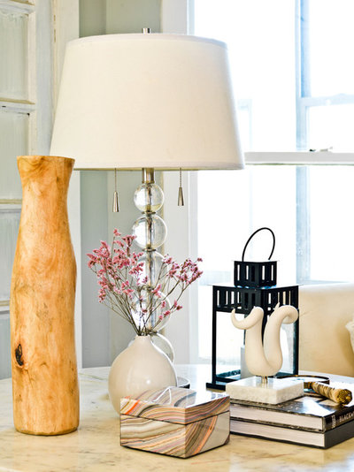 Contemporary  by Cynthia Lynn Photography
