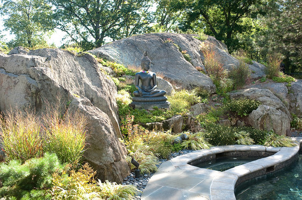 Modern Garden by Westover Landscape Design, Inc.