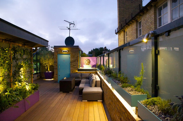 Contemporary Terrace & Balcony by MyLandscapes - Amir Schlezinger