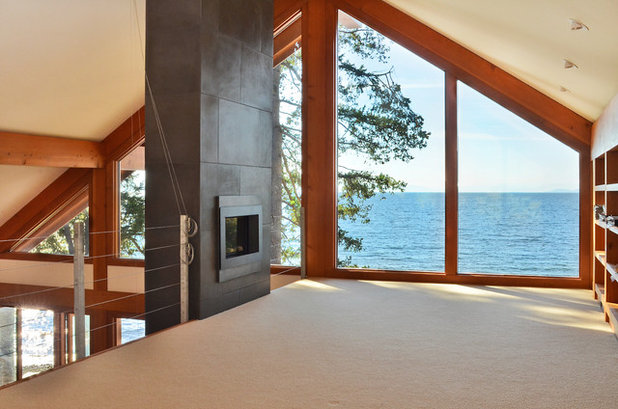 Contemporary Living Room by Streamline Design Ltd. - Kevin Simoes