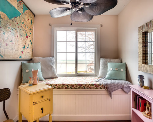 Farmhouse Family Room Design Ideas, Remodels & Photos | Houzz