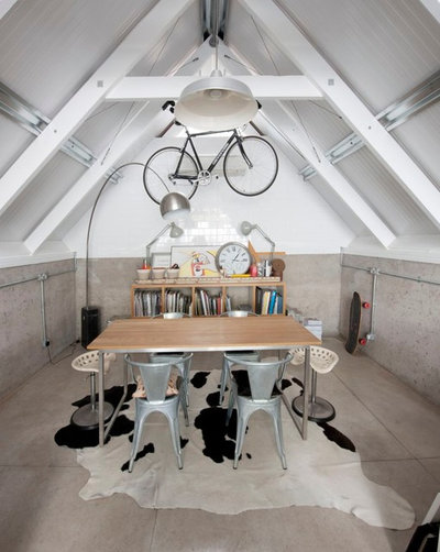 Modern Home Office & Library by WALK INTERIOR ARCHITECTURE & DESIGN