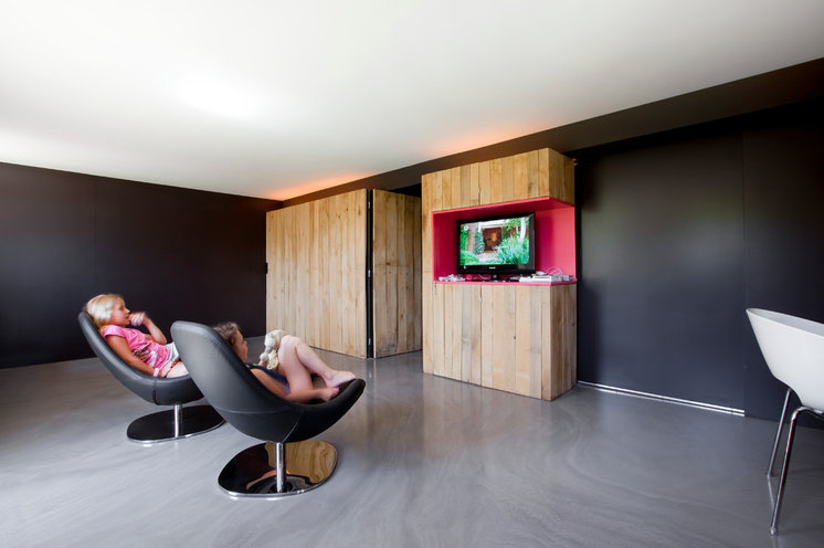 Contemporary Living Room by Tarlet Architectes