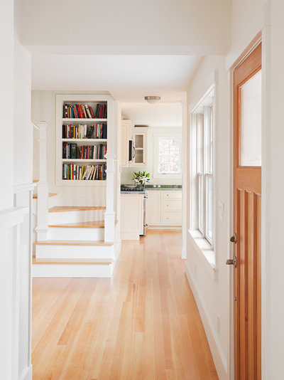Traditional Hallway & Landing by Sophie Metz Design