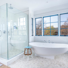 Eclectic Bath Limerick Montauk