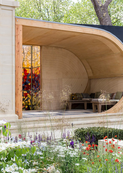 Contemporary Garden by Chris Snook