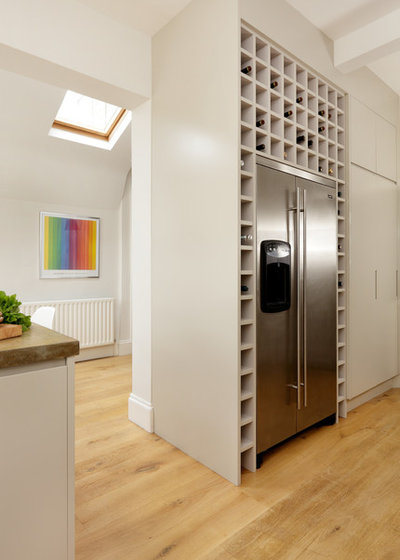 Contemporary Kitchen by Cue & Co of London