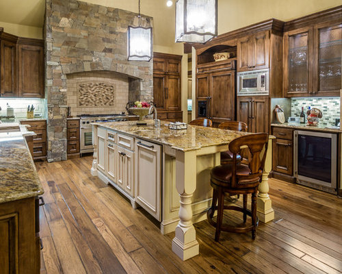 Large Rustic Kitchen Design Ideas & Remodel Pictures | Houzz