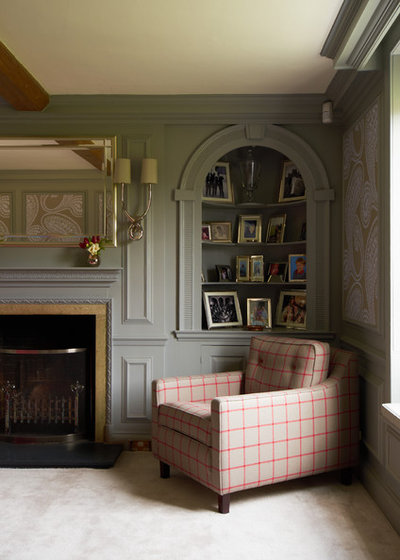 Traditional Living Room by Rendall & Wright