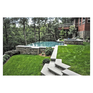 Cliffside Vanishing Edge Pool With Raised Spa Surge Current