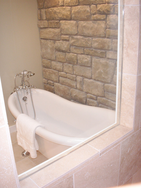 Estate  Traditional  Bathroom  Calgary  by Baywood Estate Homes