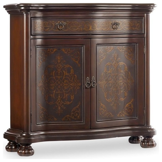Hooker Furniture Seven Seas Hall Chest Traditional Accent Chests