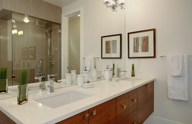 All Rooms / Bath Photos / Bathroom