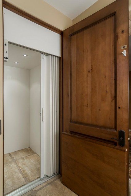 größe begehbarer kleiderschrank welche wandfarbe für weiße möbel