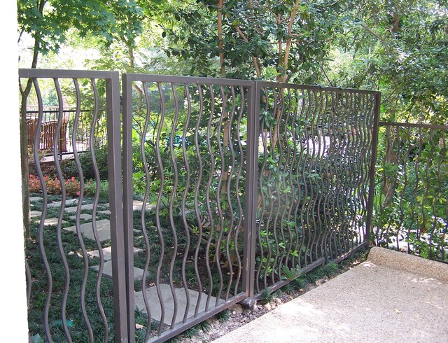 Iron Fence - Modern - Home Fencing And Gates - Dallas - by Aruba Iron Works
