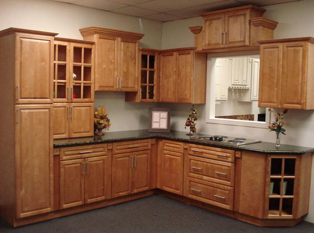 Cinnamon Maple Kitchen Cabinets Home Design  Traditional 