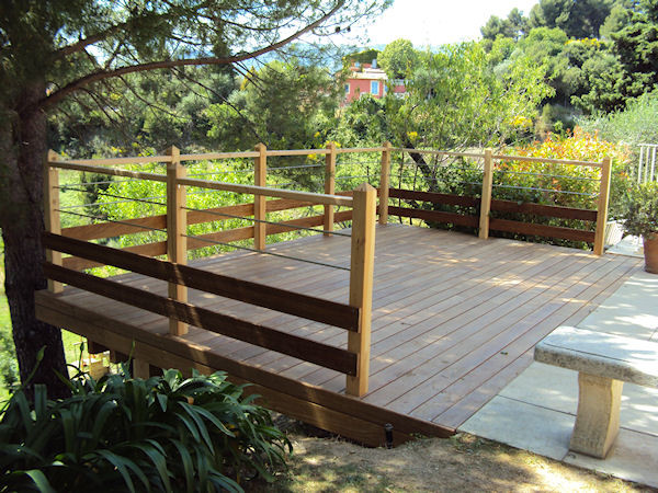 Nice en bois exotique (cumaru) contemporainterrasseenboisetbalcon Nice en bois exotique (cumaru) contemporainterrasseenboisetbalcon