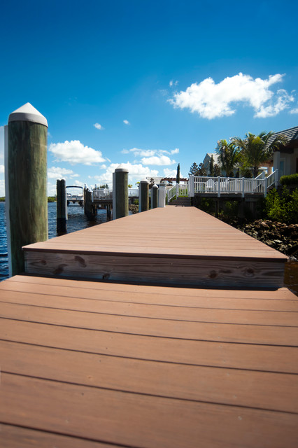 Contemporary Deck Tampa Decks & Docks project contemporary-deck