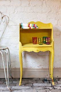 What to Know About Milk Paint and Chalk Paint — and How to Use Them