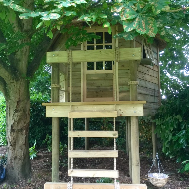 Kids playhouse...a beautiful present from grandparents - Rustic